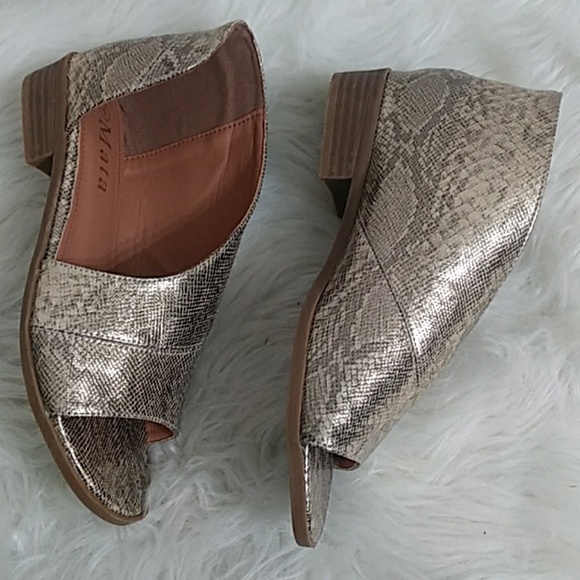 mata Shoes - New MATA Cut Out Snakeskin Stacked Heel Sandal